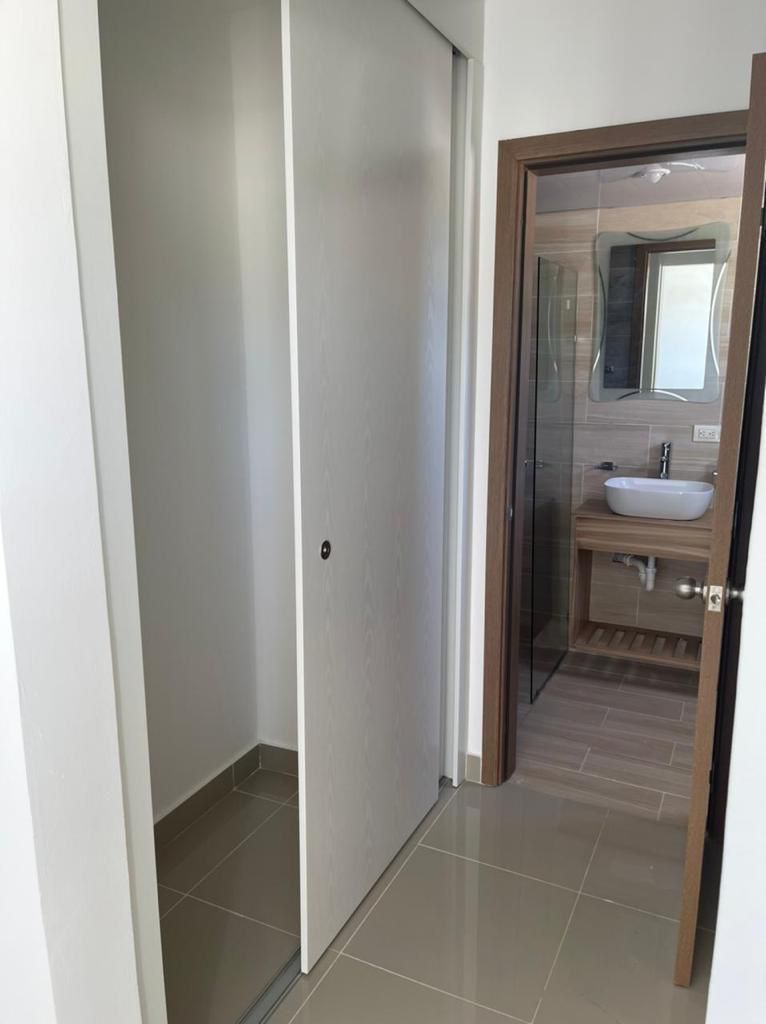 9ef22659-5e49-4503-9e26-40fc5e9fd84a