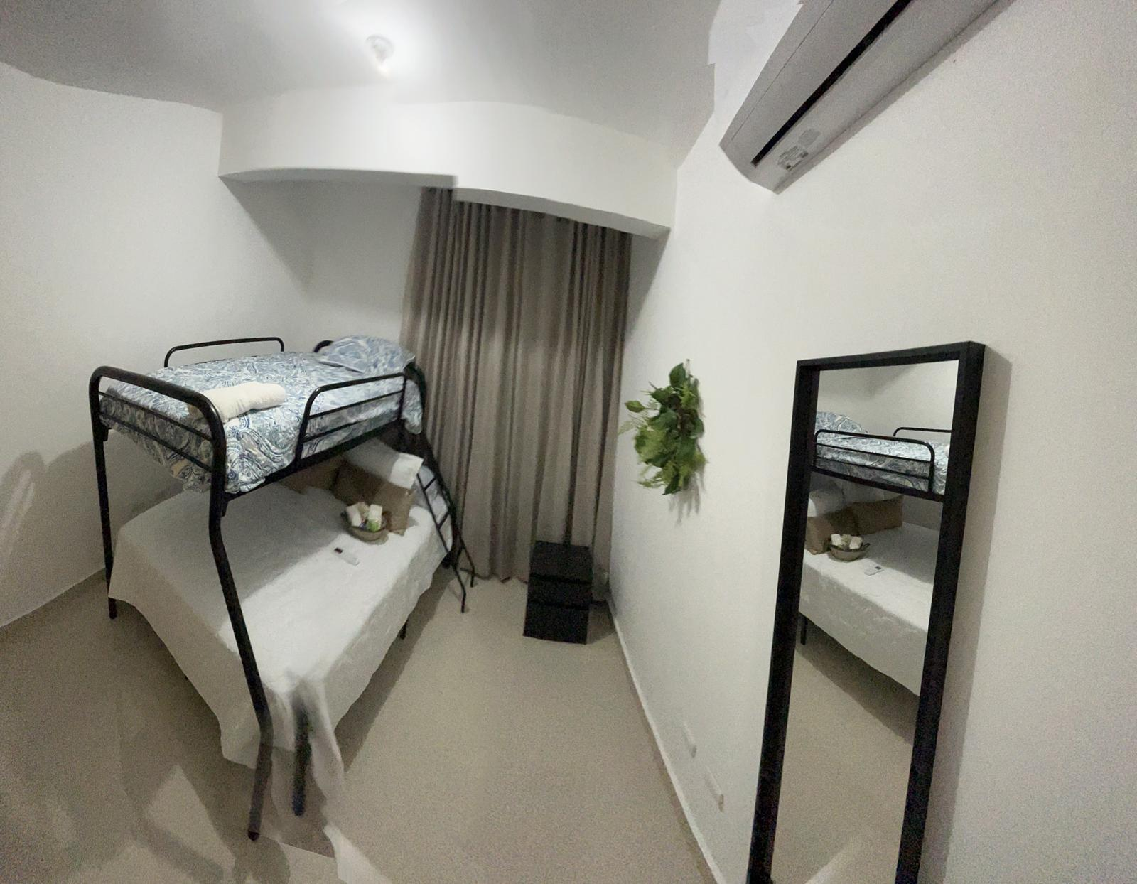 e54ce5ee-ed0c-47c8-bf3d-6d820bb5639d