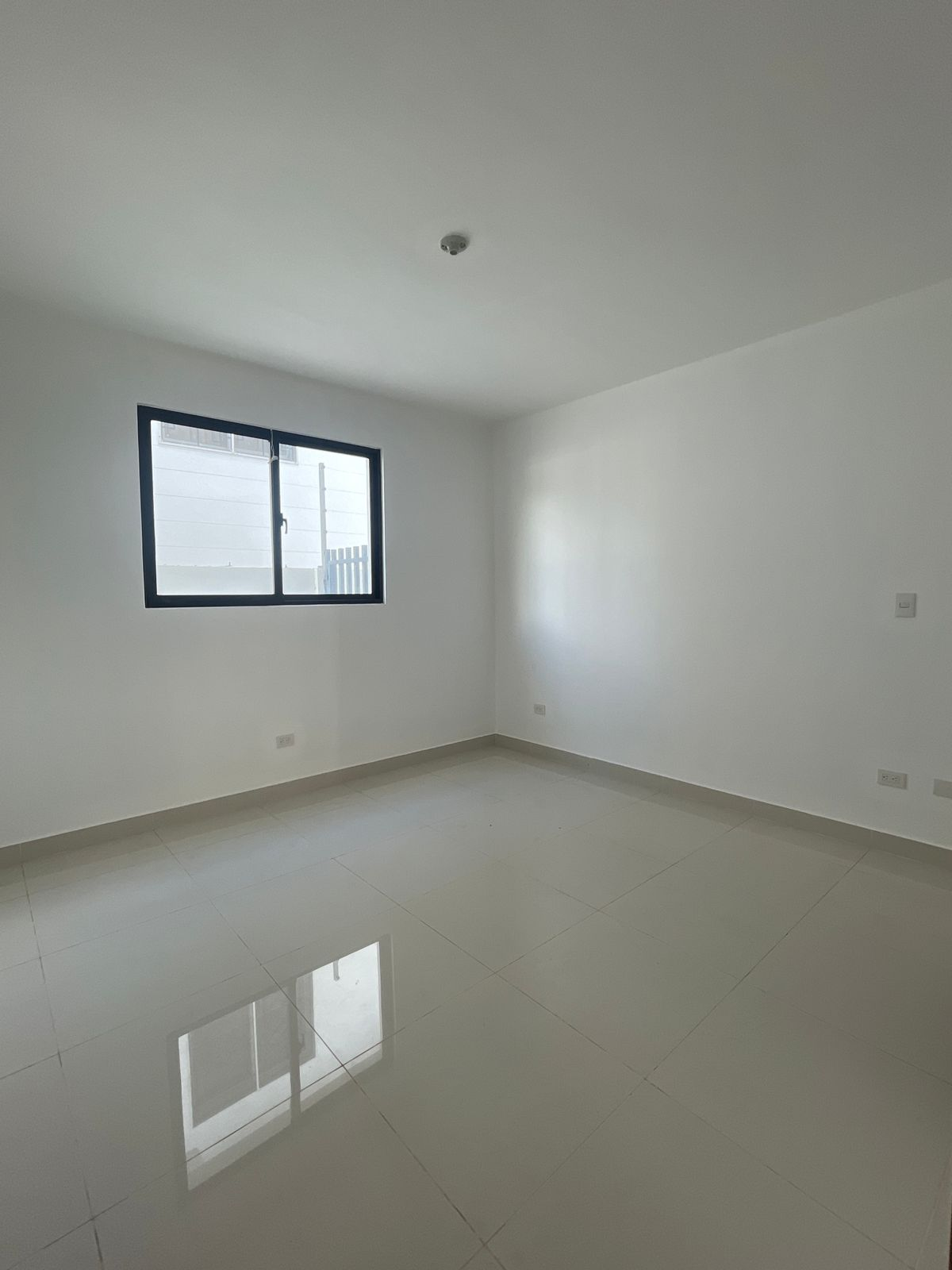 6e211112-1939-4e76-90ff-7a4d54ee6397