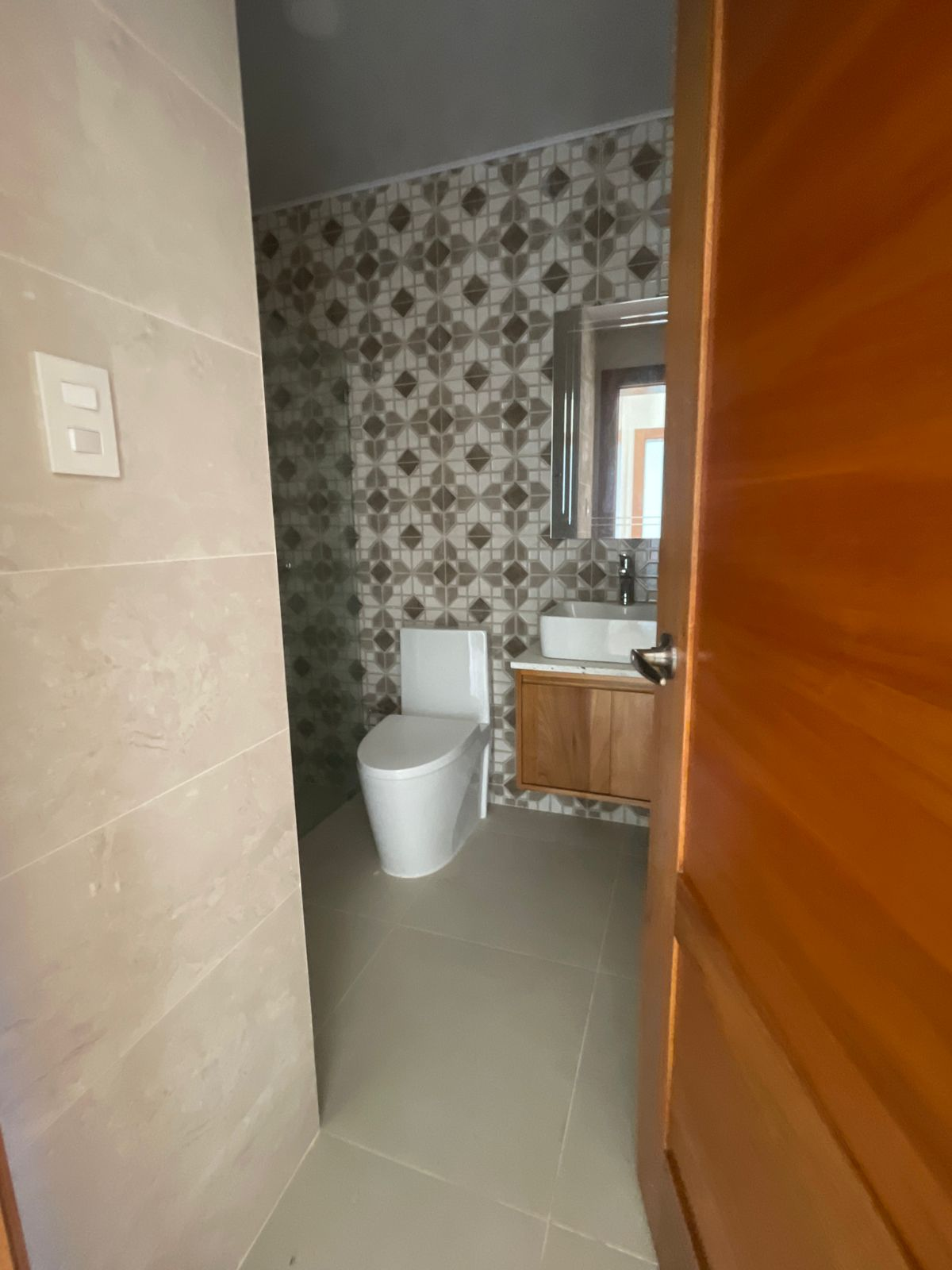 72645f33-1bd5-4c7e-b9b7-377f9152741b