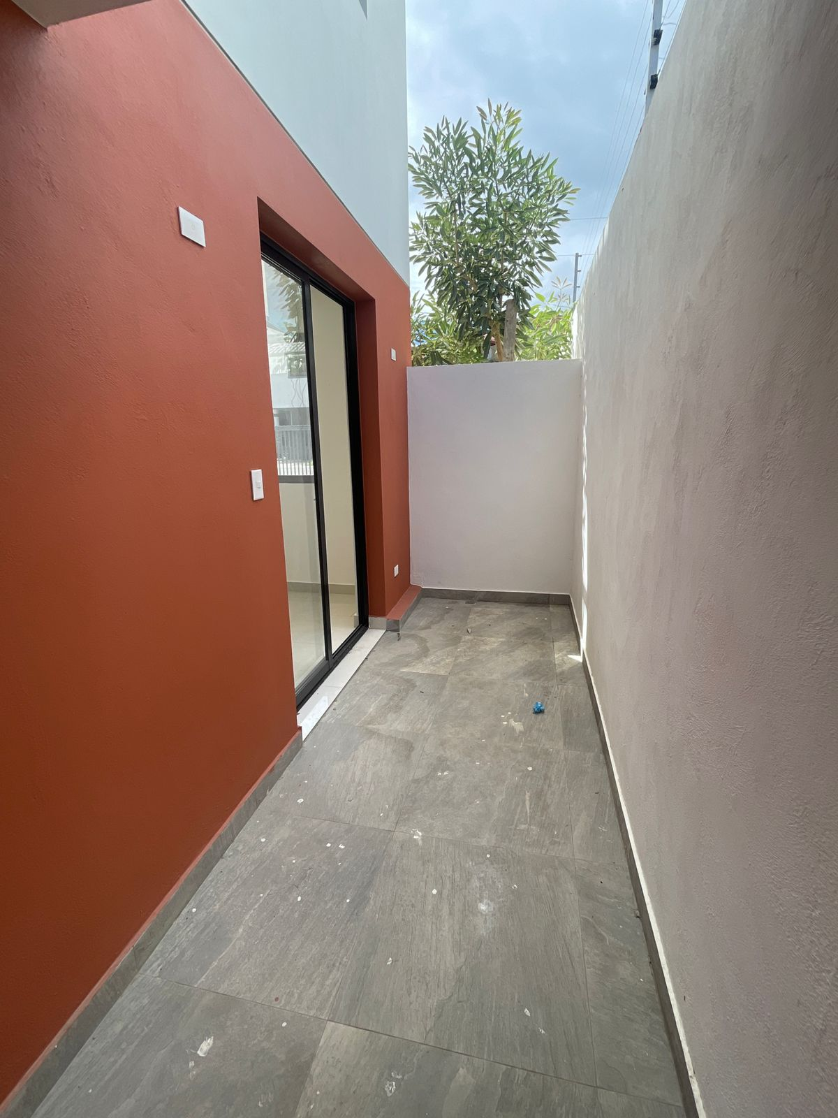 87d7ee9f-db39-461a-9a18-28d48a90aaa5