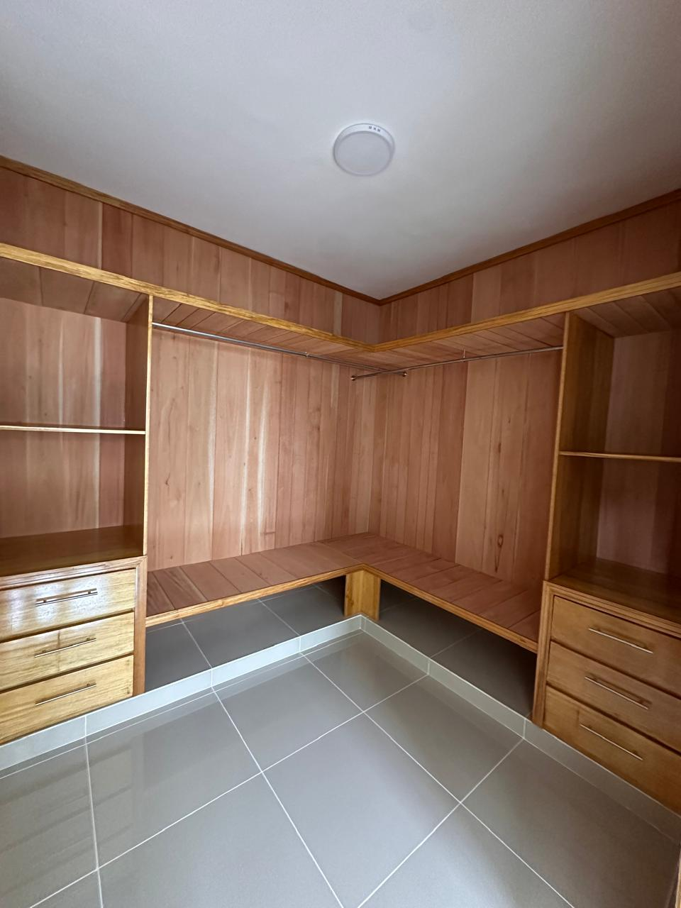 cfdfd7e2-e610-4245-bc5e-4118b295ade7