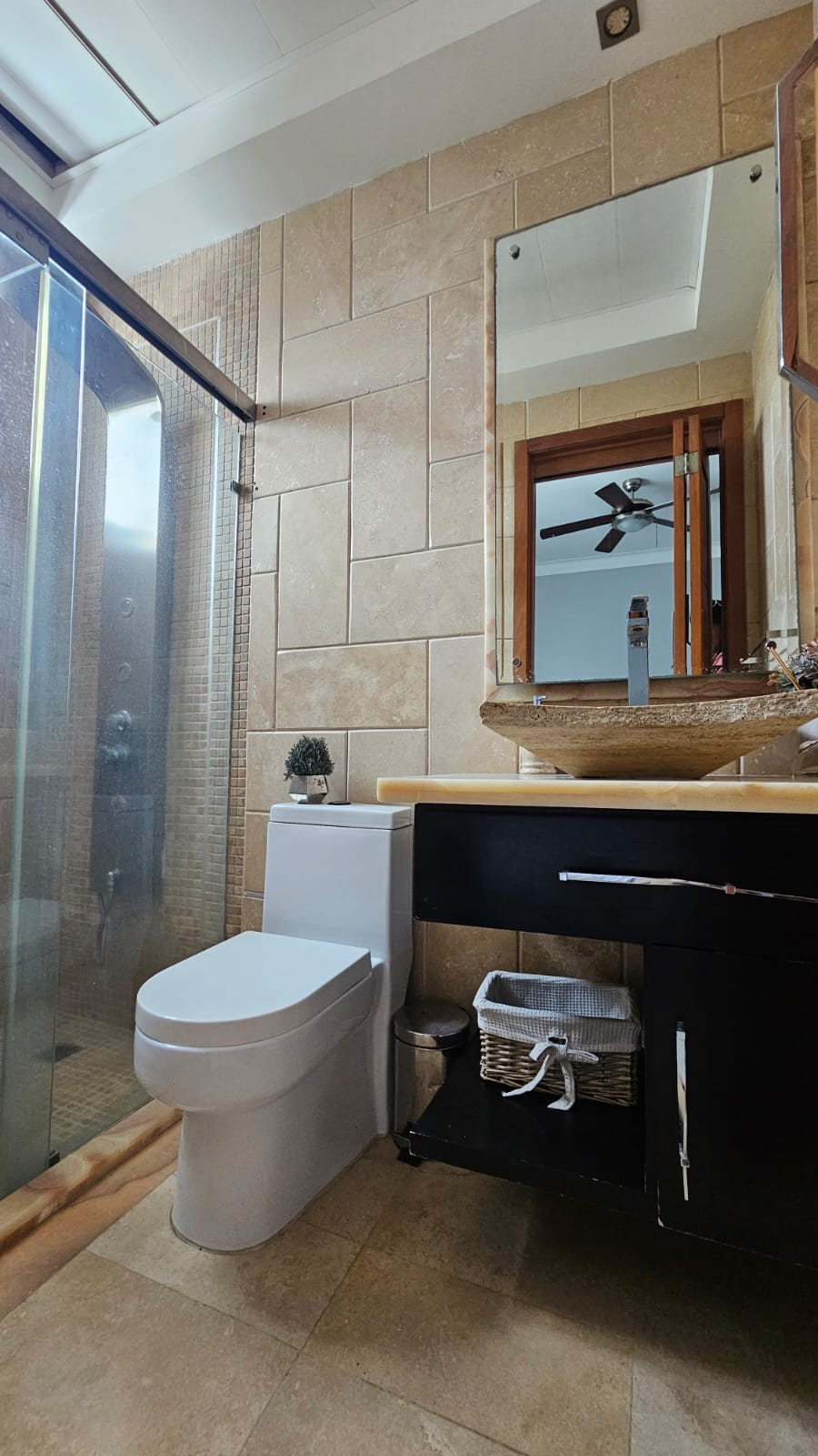 59d0eff1-b51e-4aff-8bce-5994be7740d9