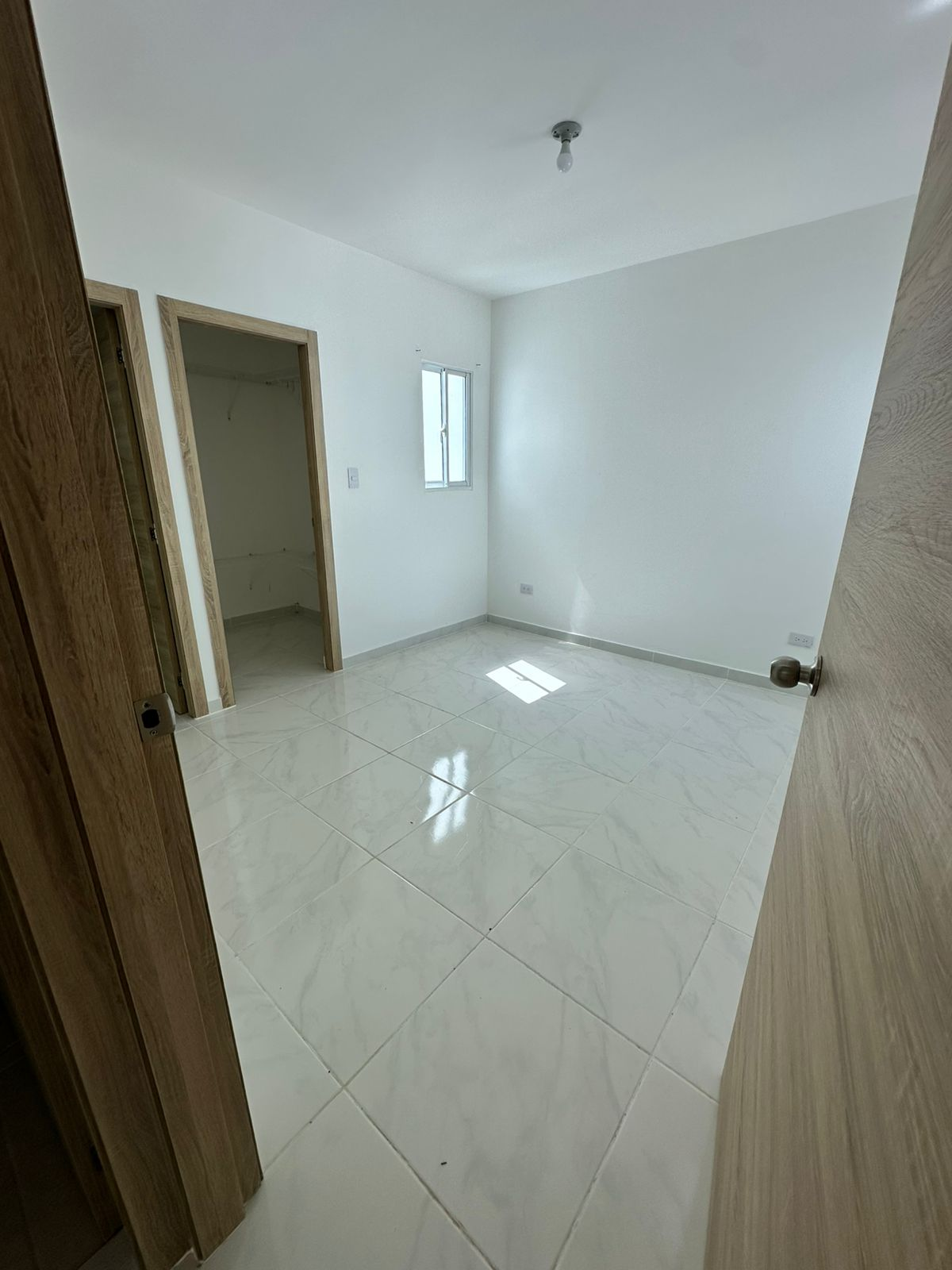 8e040134-1f47-4821-91cf-7f6b5787ba16