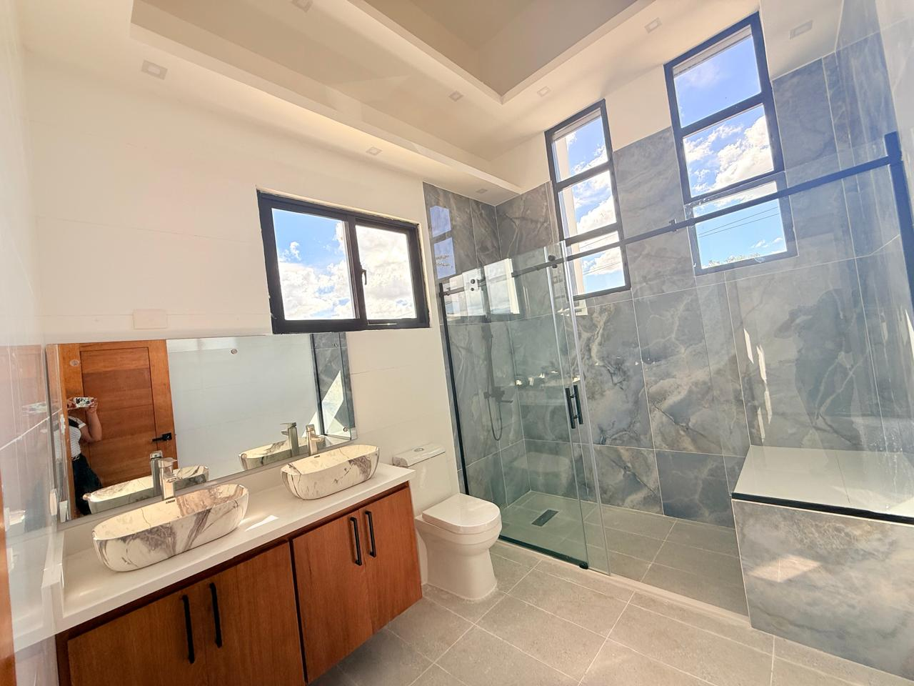 bcd347e2-a1d4-4b32-aca2-e0a6894db5fa