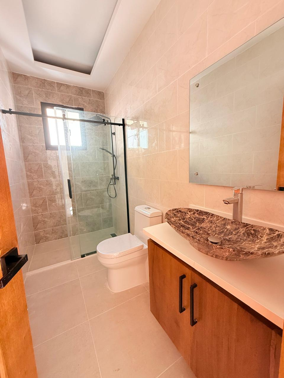 ed47e6bb-4b36-40a1-b7a7-58c69bc4fc4e