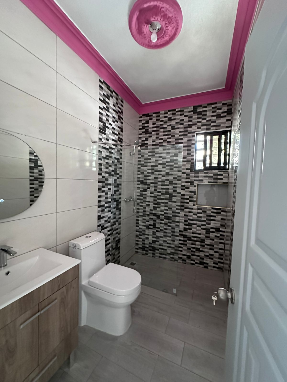 3c83d70d-57bd-4783-8c46-2ed8744b3af9