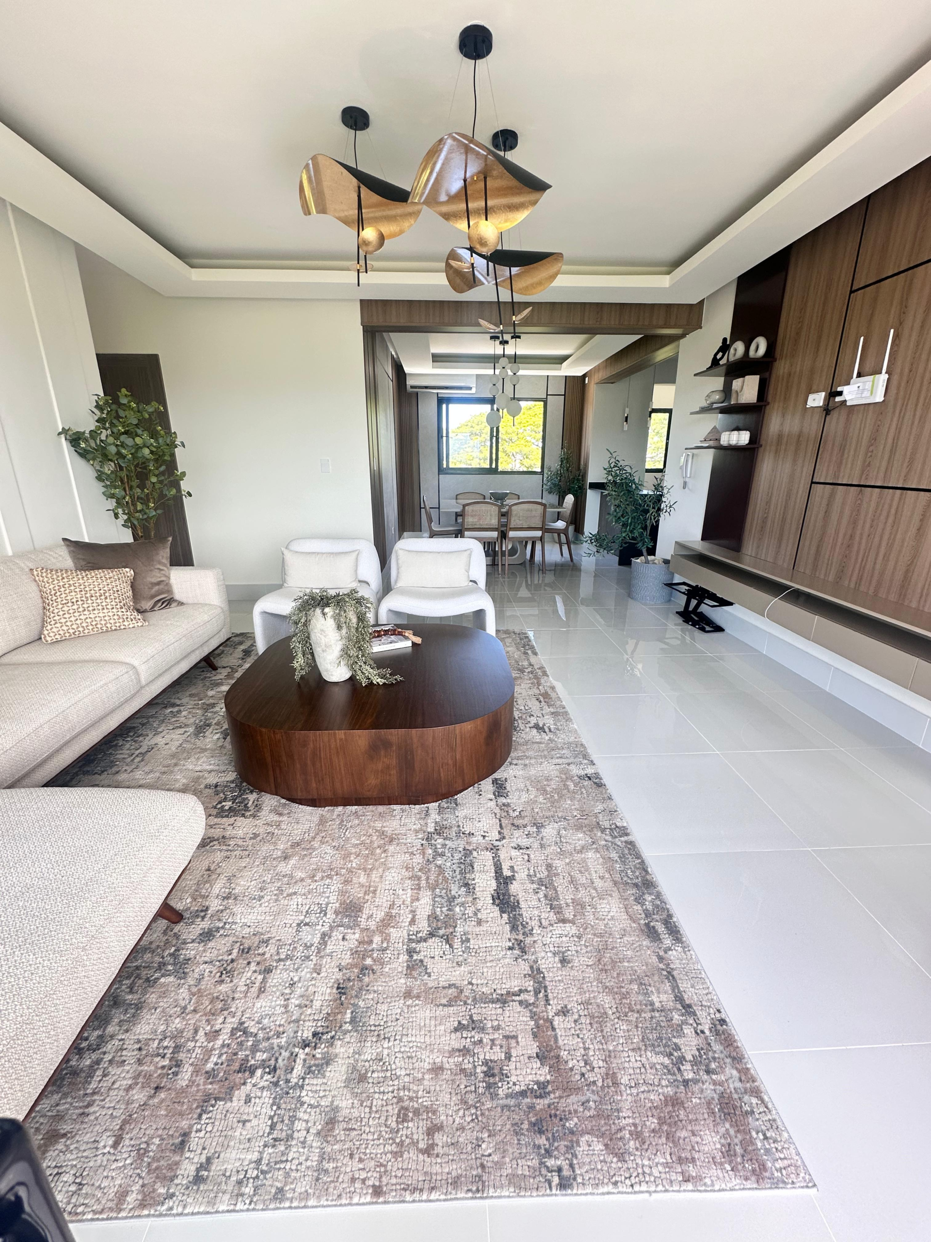 ED904F1F-46CE-48E7-922B-DBF6B165776E