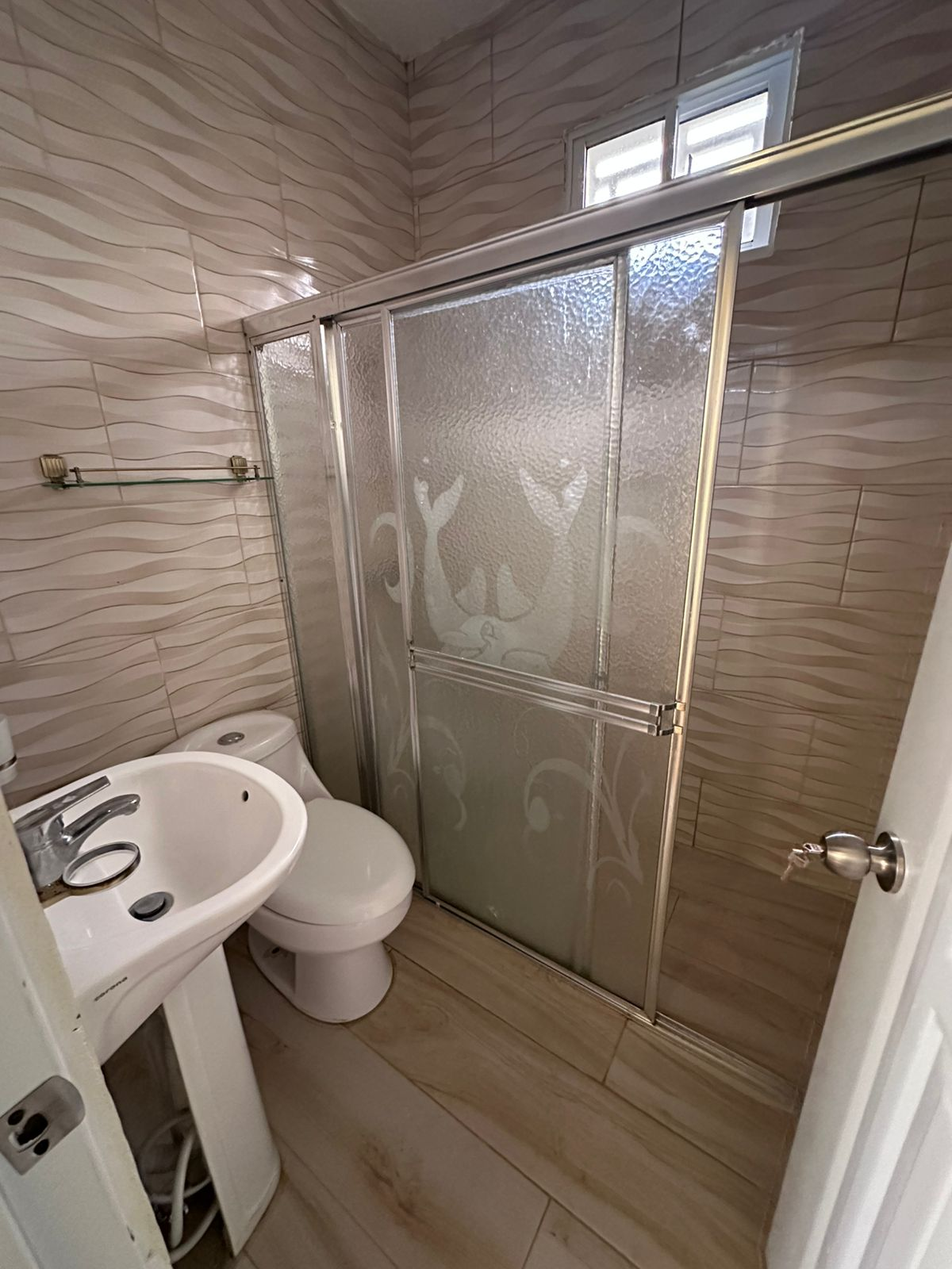 7e978783-f2db-4be7-a518-2375b2627d8b